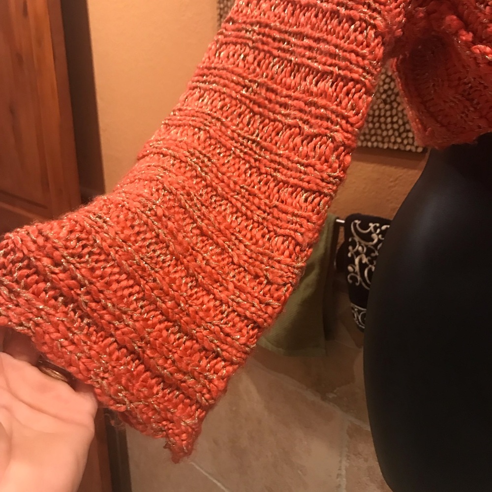 bebe sweater - Picture 3 of 3